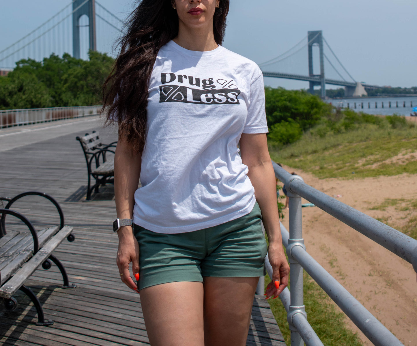 "Drugless Retro" T-Shirt