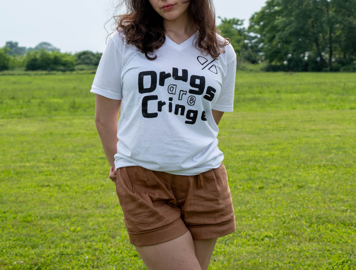 "Drugs are Cringe" T-Shirt